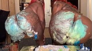 Big Ass Cake Smash (MulaMia & Sexfeene) porn video